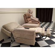 Két motoros felállást segítő fotel (független lábtartó és háttámla mozgatás) bézs színű szövet kárpittal - használt - Warner