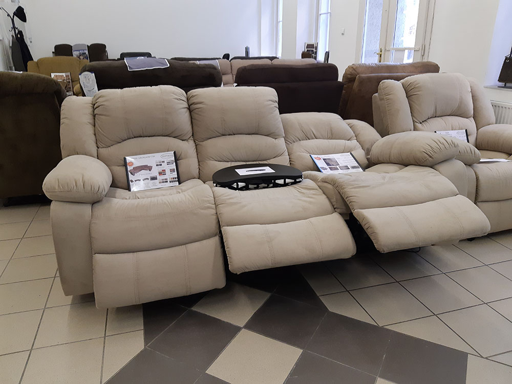Relax kanapé a Bajza utcai Bemutatóteremben
