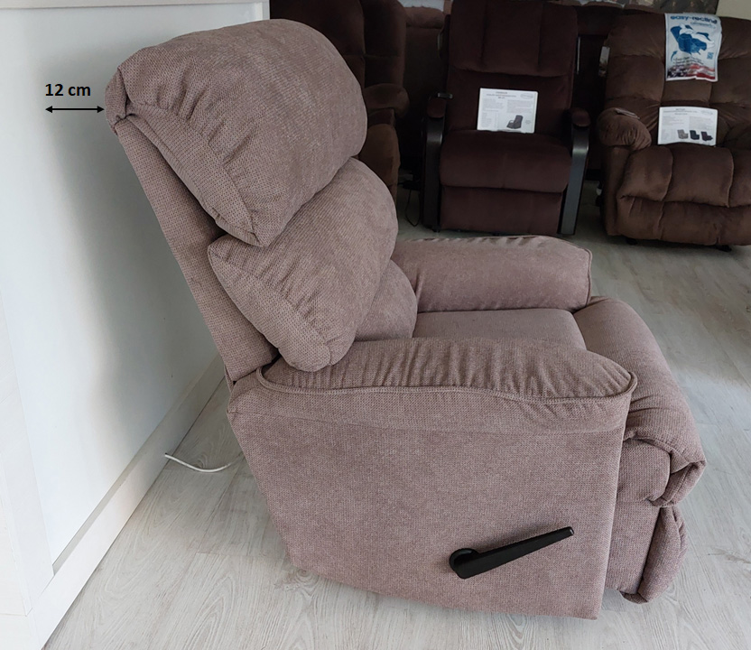 Fal mellé állítható fotel