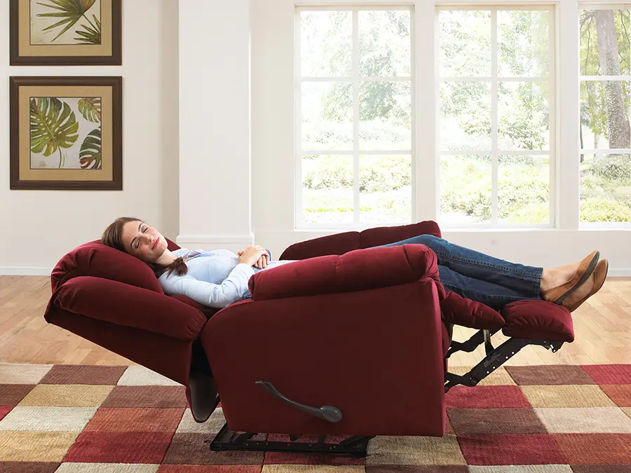 Relax fotel emelhető lábtartóval dönthető háttámlával