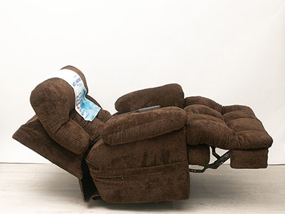 Kézikaros vagy elektromos fotel – Melyiket válasszam?