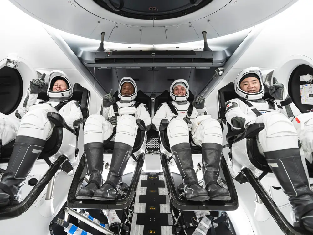 Spacex Dragon űrhajósok ergonómikus ülései